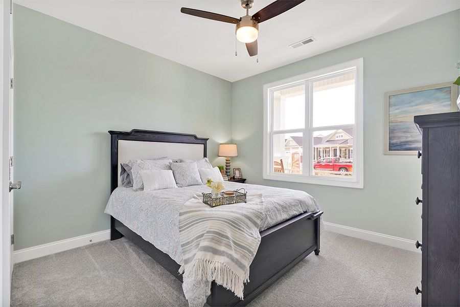 Shelter Bay, Guest Bedroom