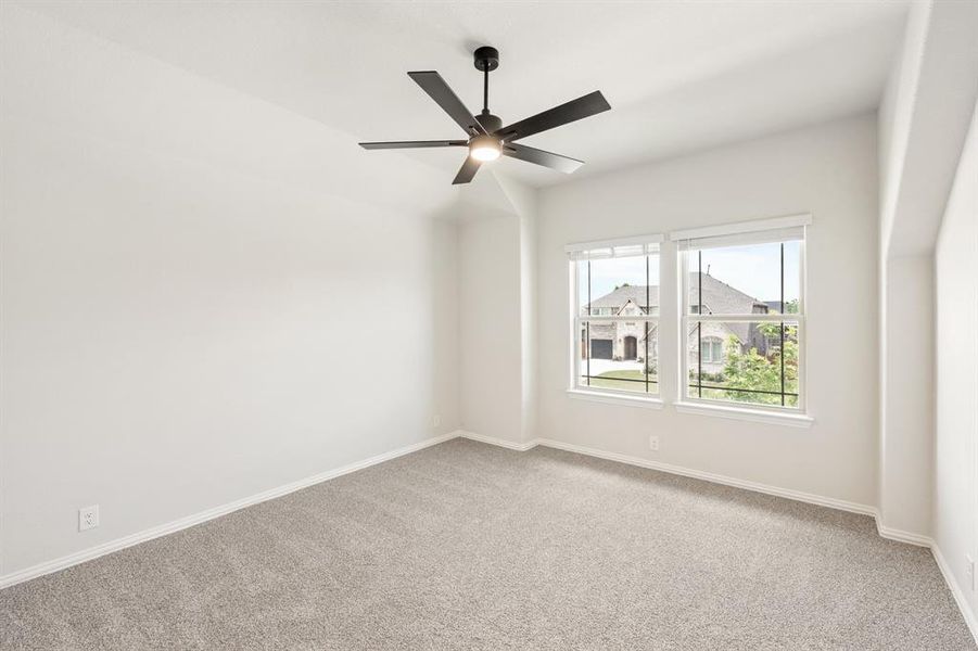 Spacious, unfurnished interior of a new home in Mockingbird Heights, Midlothian (Image 38).