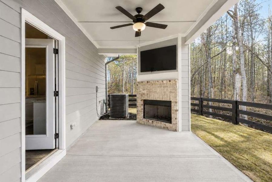 Exterior details and patio area of a home in , Tucker (Image 3).