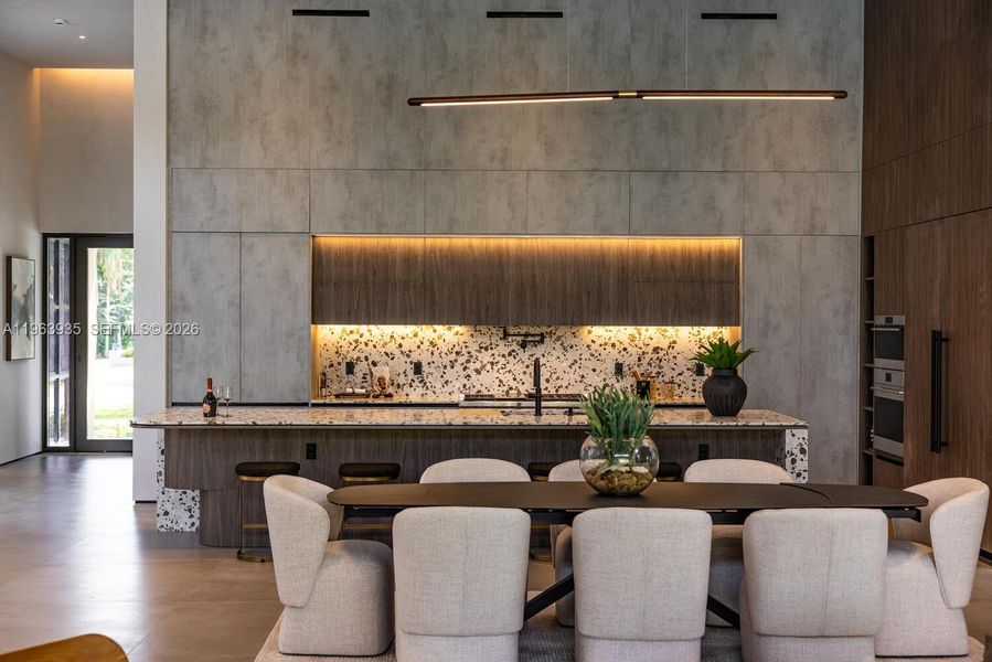 Community amenities in , Miami Shores (Image 45).