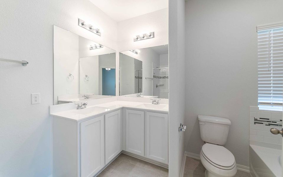 Furnished interior view inside a new home in Pecan Estates, Crosby (Image 3).