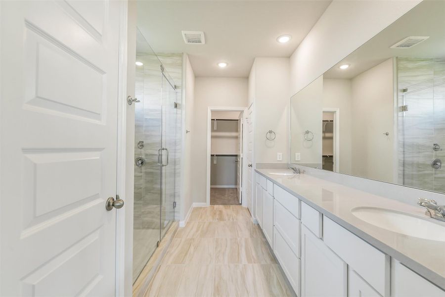 Furnished interior view inside a new home in Stone Creek Ranch, Hockley (Image 10).