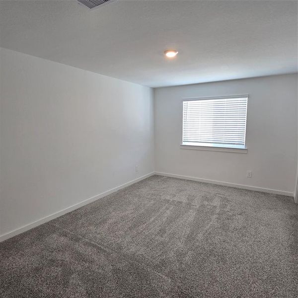 Spacious, unfurnished interior of a new home in City Gate, Houston (Image 11).