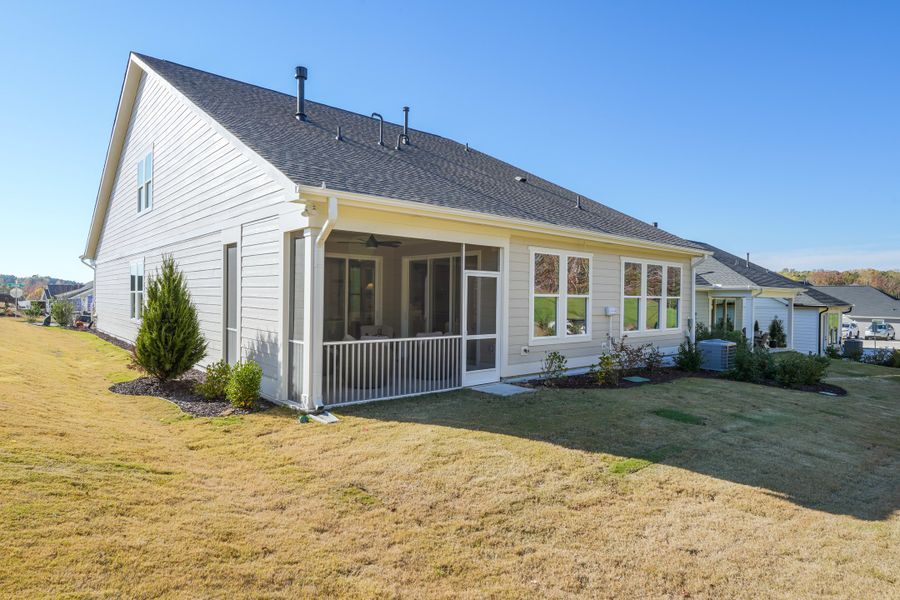 Representative exterior details of a home built from the Sandy Lane by Tri Pointe Homes in Altis At Serenity, Fuquay Varina (Image 23).