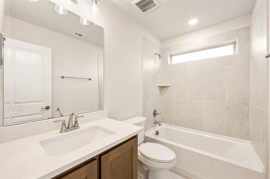Furnished interior view inside a new home in Addison Hills, Cedar Hill (Image 9).