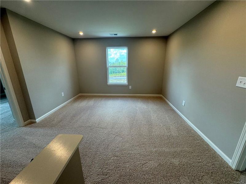 Spacious, unfurnished interior of a new home in Twin Lakes, Hoschton (Image 8).