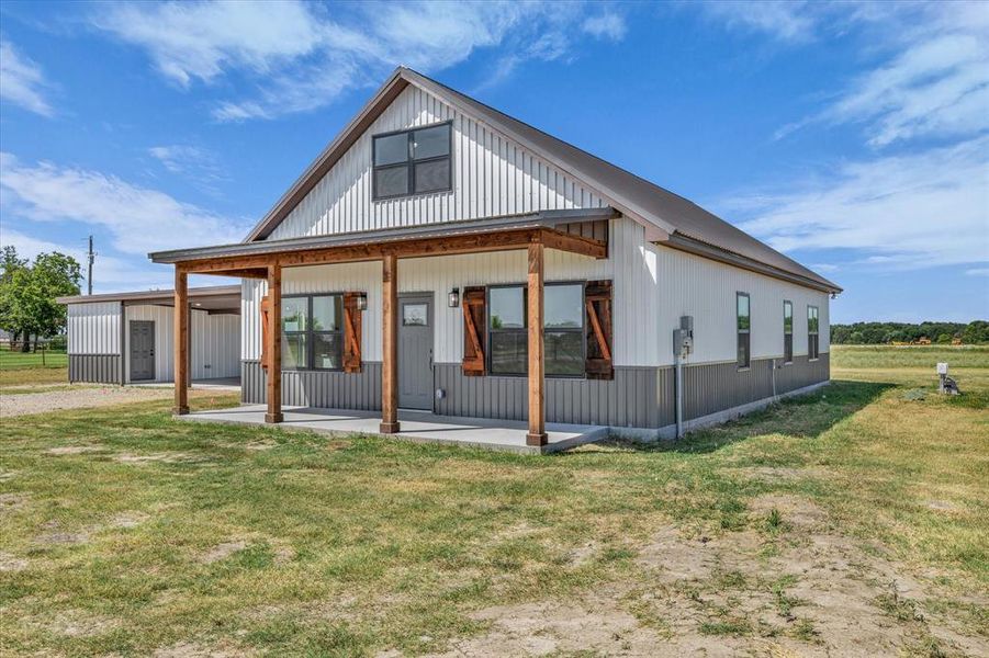 Front exterior of a new home in , Elm Mott, TX, highlighting curb appeal (Image 23). Front exterior of a new home in , Elm Mott, TX, highlighting curb appeal (Image 23).