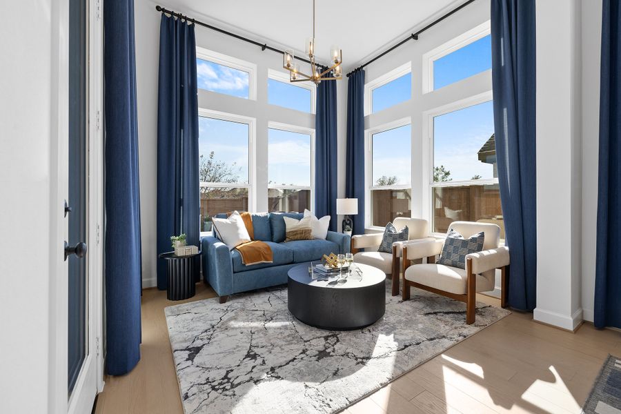 The Begonia - Sunroom