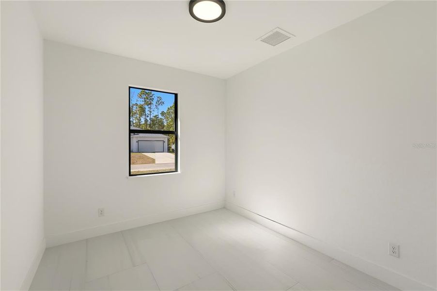 Spacious, unfurnished interior of a new home in , North Port (Image 30).