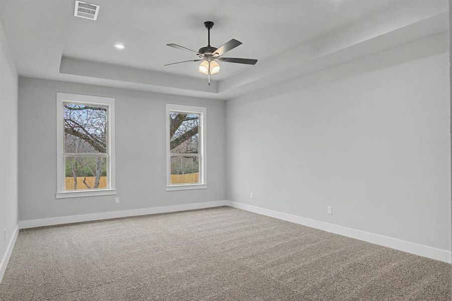 Spacious, unfurnished interior of a new home in , Dallas (Image 20). Spacious, unfurnished interior of a new home in , Dallas (Image 20).
