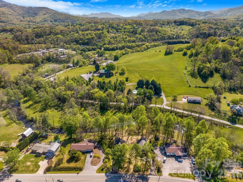 Natural landscape and outdoor views near  in Waynesville (Image 39).