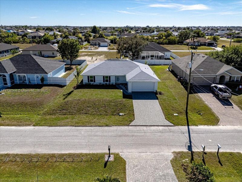 Image 42 of a home in Cape Coral. Image 42 of a home in Cape Coral.