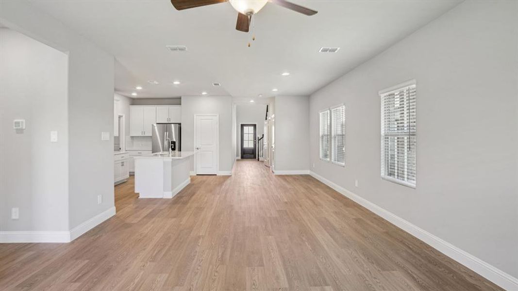 Photo is not of the actual home, but is an inspirational photo of builder’s model home and may depict options, furnishings, and/or decorator features that are not included. Photo is not of the actual home, but is an inspirational photo of builder’s model home and may depict options, furnishings, and/or decorator features that are not included.