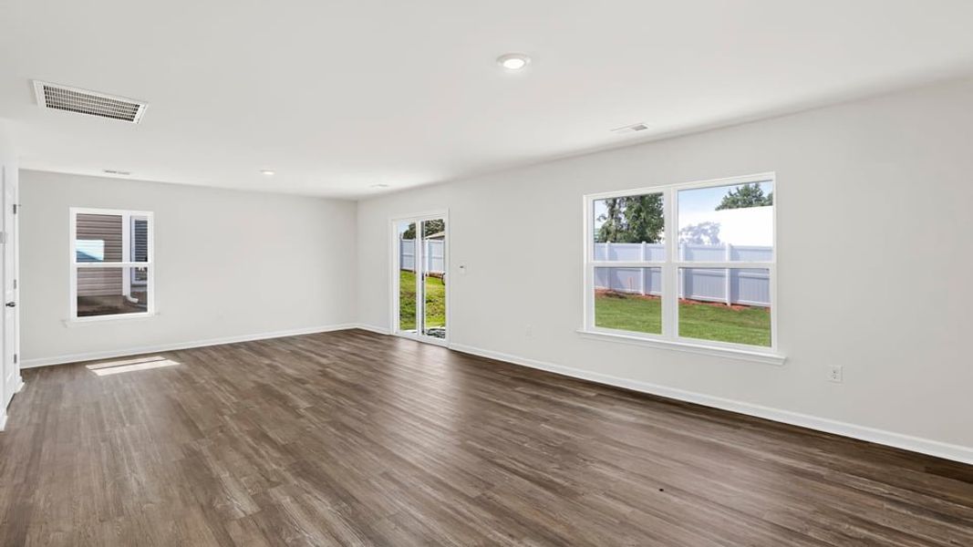Spacious, unfurnished interior of a new home in Cedar Gap, Fountain Inn (Image 19). Spacious, unfurnished interior of a new home in Cedar Gap, Fountain Inn (Image 19).