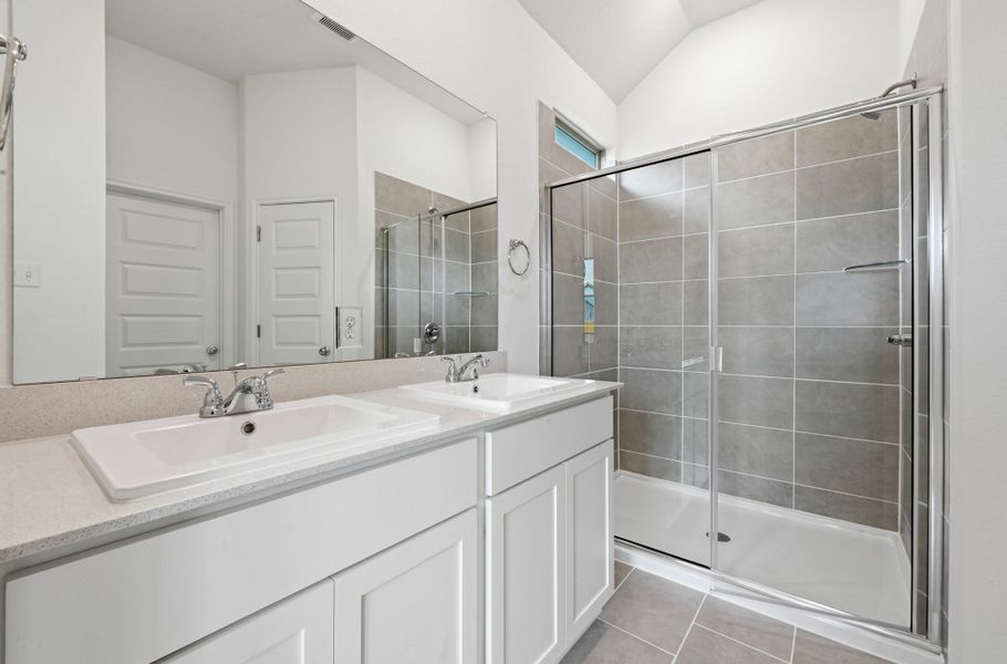 Furnished interior view inside a new home in Trinity Ranch, Elgin (Image 10).