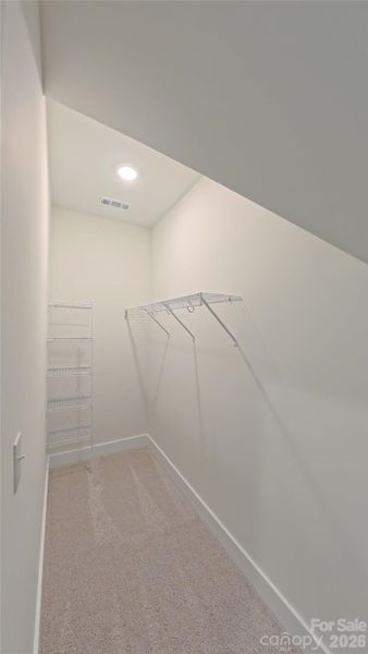 Bedroom 4 Closet