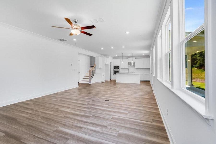 Spacious, unfurnished interior of a new home in Oakmead, Buford (Image 24).