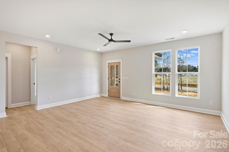 Spacious, unfurnished interior of a new home in , Lincolnton (Image 31).