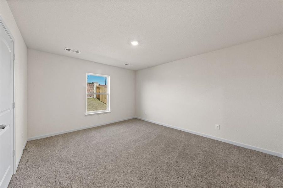 Spacious, unfurnished interior of a new home in Vista West, Fort Worth (Image 6). Spacious, unfurnished interior of a new home in Vista West, Fort Worth (Image 6).