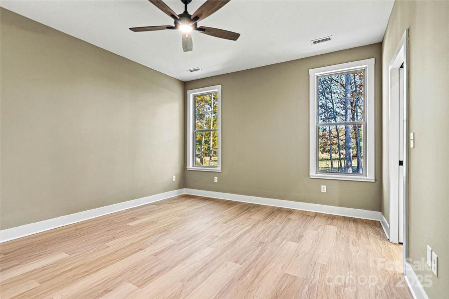 Spacious, unfurnished interior of a new home in , Newton (Image 10).