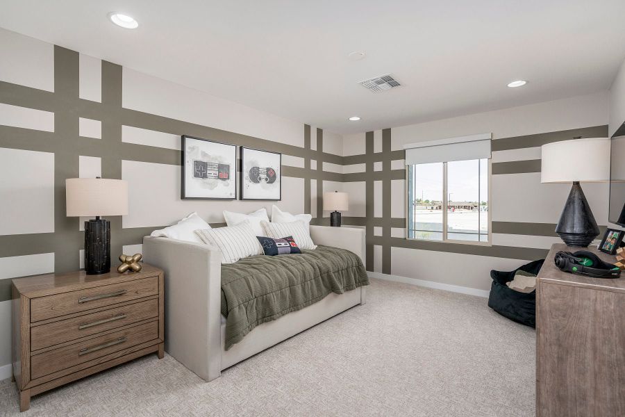 Representative furnished interior of a home built from the Grand by Risewell Homes in Bentridge, Buckeye (Image 13).