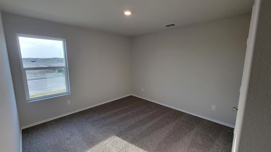 Spacious, unfurnished interior of a new home in Longhorn Estates, Fort Worth (Image 14). Spacious, unfurnished interior of a new home in Longhorn Estates, Fort Worth (Image 14).
