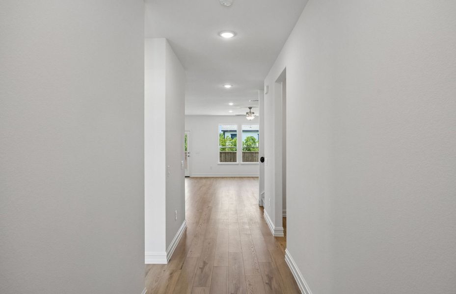 Spacious, unfurnished interior of a new home in Anna Town Square, Anna (Image 16). Spacious, unfurnished interior of a new home in Anna Town Square, Anna (Image 16).