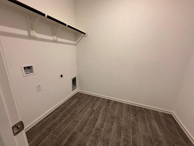 Spacious, unfurnished interior of a new home in Rates starting as low as, Iowa Colony (Image 20).