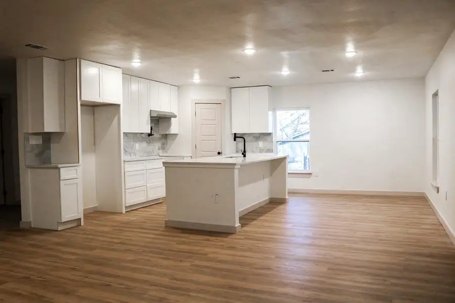Furnished interior view inside a new home in , Midlothian (Image 3).