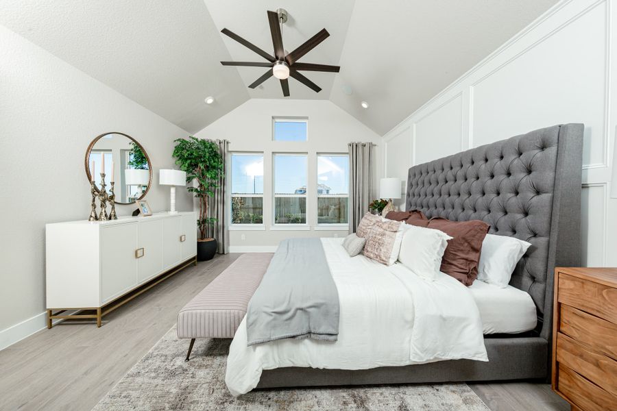 Furnished interior view inside a new home in Amira, Tomball (Image 6).
