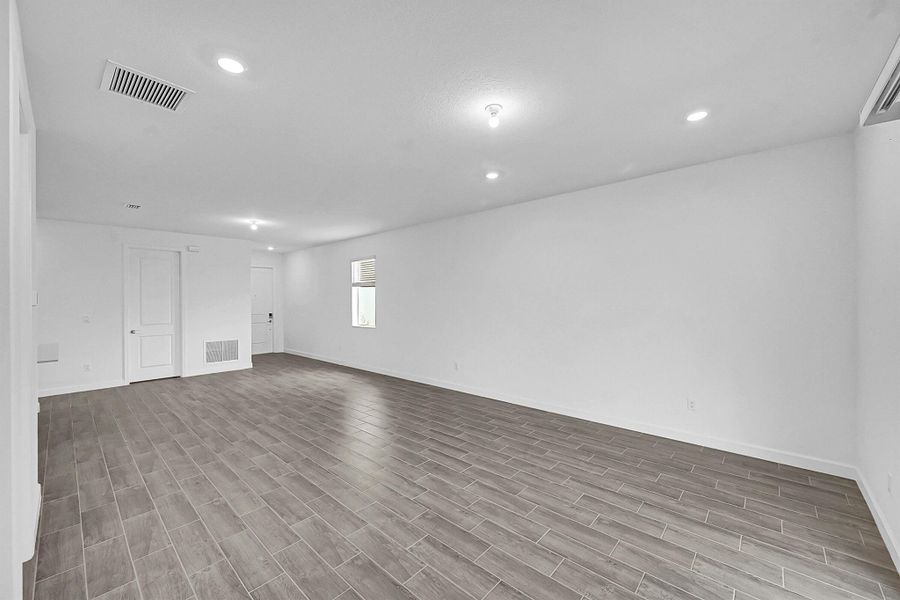 Spacious, unfurnished interior of a new home in Seagrove: The Indies, Fort Pierce (Image 14). Spacious, unfurnished interior of a new home in Seagrove: The Indies, Fort Pierce (Image 14).