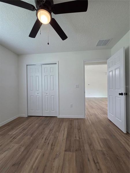 Spacious, unfurnished interior of a new home in , Ocklawaha (Image 10).