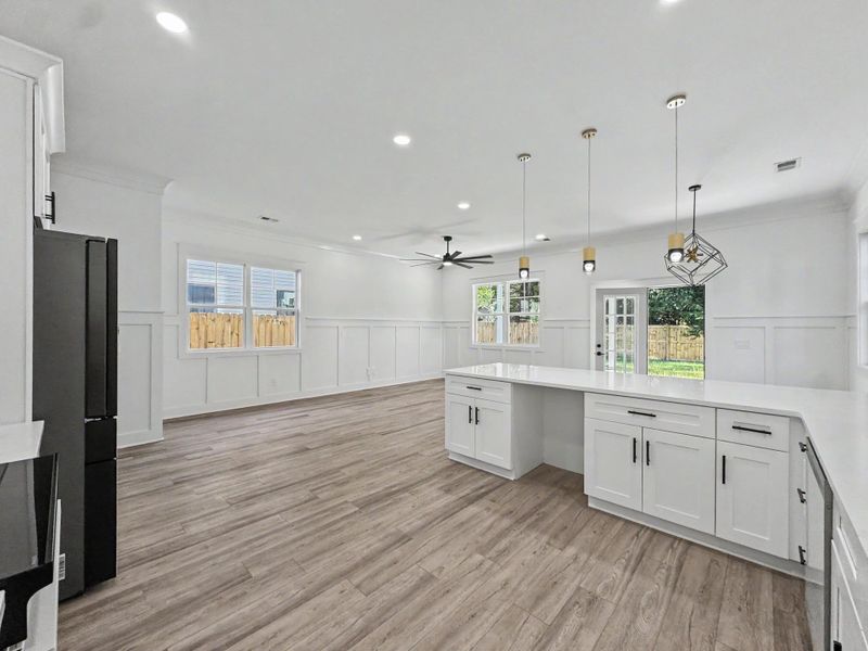 Image 53 of a home in .