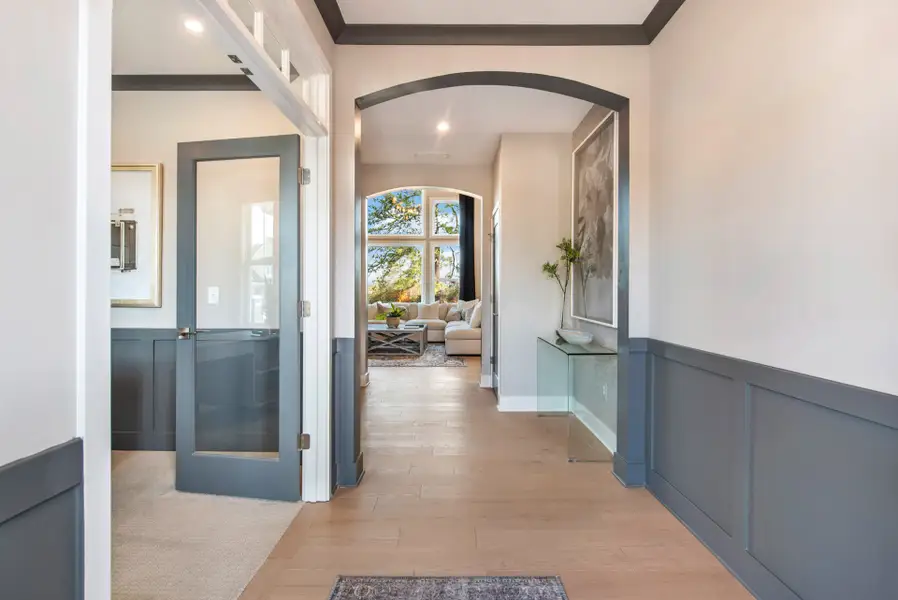 Representative furnished interior of a home built from the Grandin by Fischer Homes in The Dunes at Sandbar, Santa Rosa Beach (Image 73).