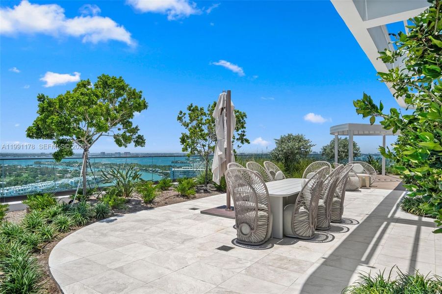 Image 48 of a home in 72 Park.