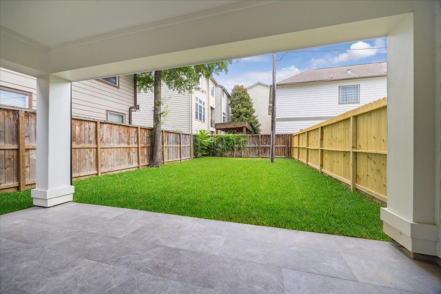 LOOK at this Backyard * Approximately 40 X 25 that Includes a 15 Foot Alley Way Behind the Property (Similar to what other neighbors have done) * DISCLOSURE/ The 15 Foot Alley Way Has Been Fenced In * The Builder is currently in the process of trying to have the pole removed. LOOK at this Backyard * Approximately 40 X 25 that Includes a 15 Foot Alley Way Behind the Property (Similar to what other neighbors have done) * DISCLOSURE/ The 15 Foot Alley Way Has Been Fenced In * The Builder is currently in the process of trying to have the pole removed.