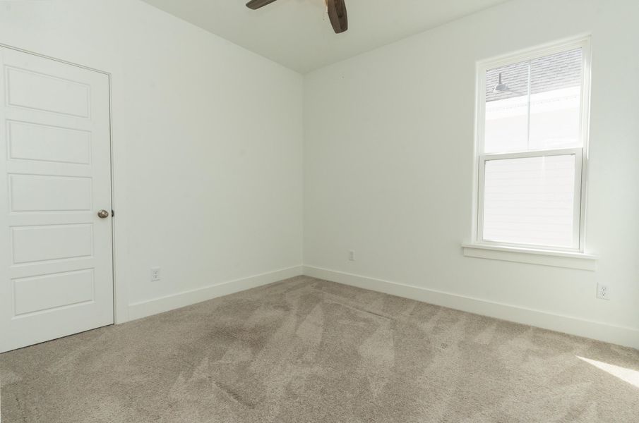 Spacious, unfurnished interior of a new home in , Summerville (Image 24).