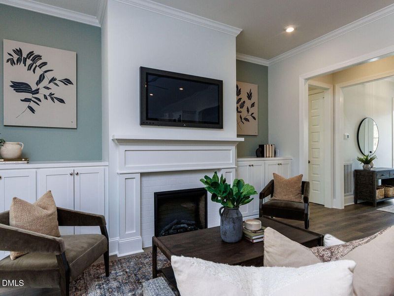 009-1280x960-living-room