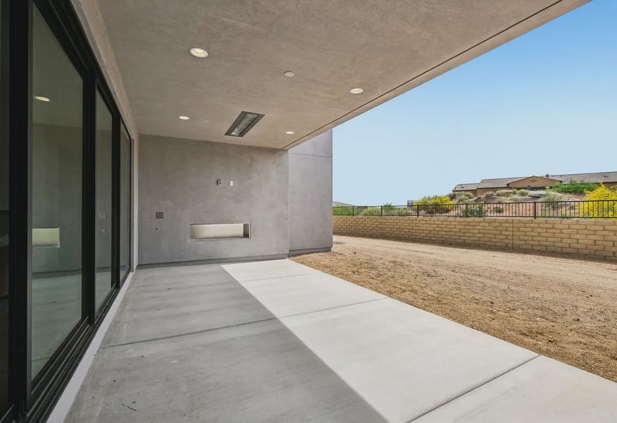 Patio - 3 of 27
