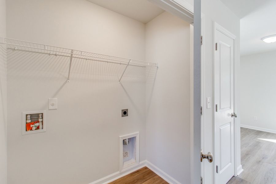 Spacious, unfurnished interior of a new home in Haynes Park, Columbia (Image 17).