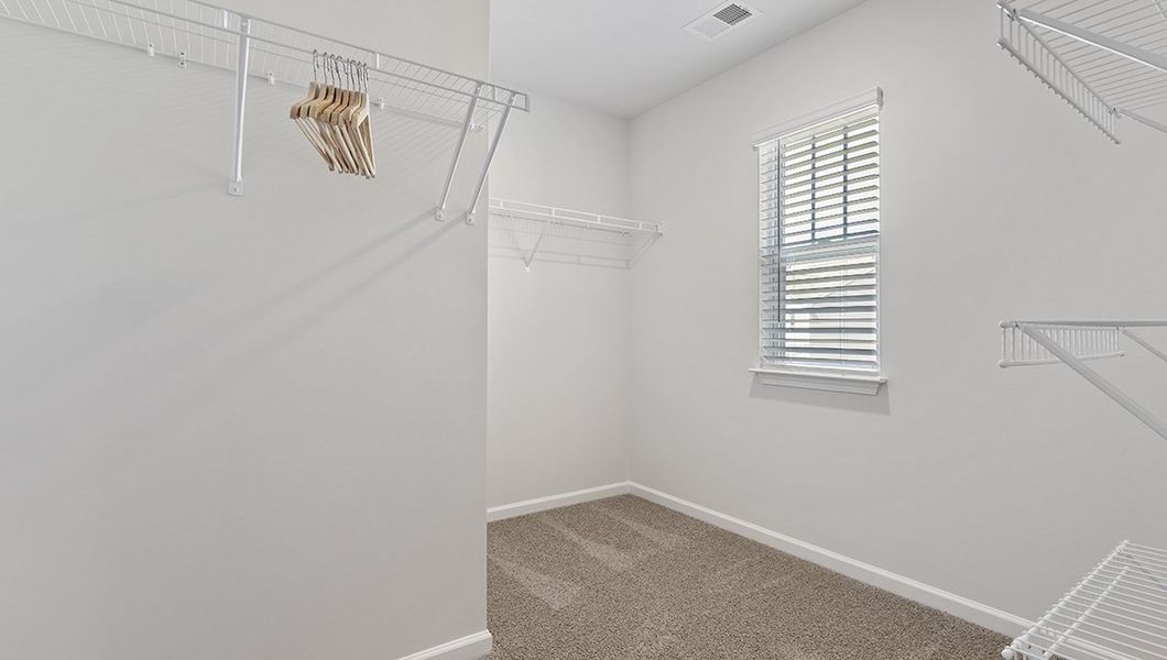 Representative furnished interior of a home built from the Robie by D.R. Horton in Brookside Farms - The Meadows, Greer (Image 28).