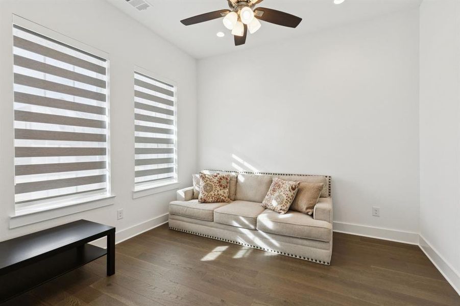 Furnished interior view inside a new home in , Copper Canyon (Image 19).