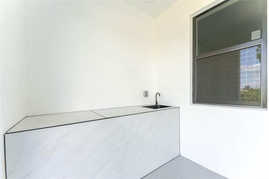 Spacious, unfurnished interior of a new home in , Port Charlotte (Image 42).