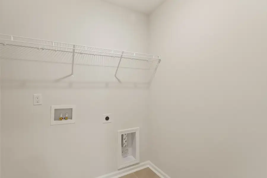 Spacious, unfurnished interior of a new home in Halton Oaks, Spartanburg (Image 18). Spacious, unfurnished interior of a new home in Halton Oaks, Spartanburg (Image 18).