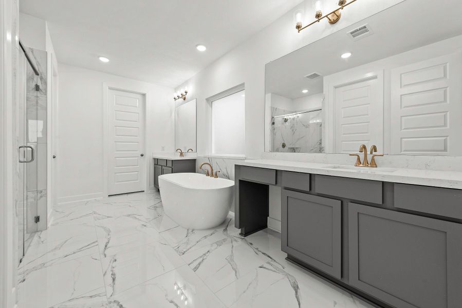 Representative image. Features, specifications, selections and colors may vary. Representative image. Features, specifications, selections and colors may vary.