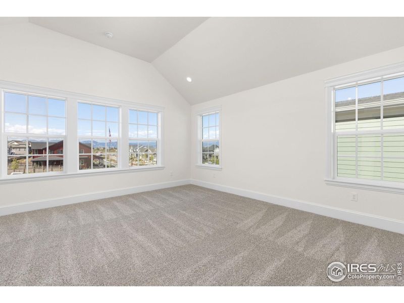 Spacious, unfurnished interior of a new home in Westerly, Erie (Image 30).