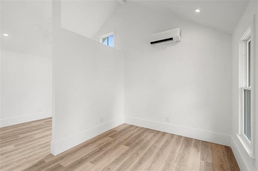 Spacious, unfurnished interior of a new home in , Atlanta (Image 48).