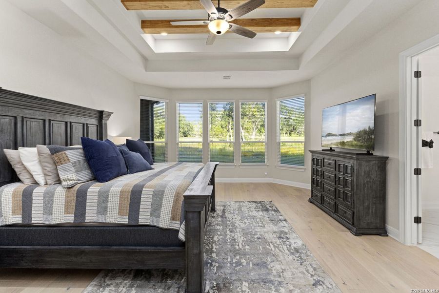 Furnished interior view inside a new home in Waldsanger, New Braunfels (Image 12).
