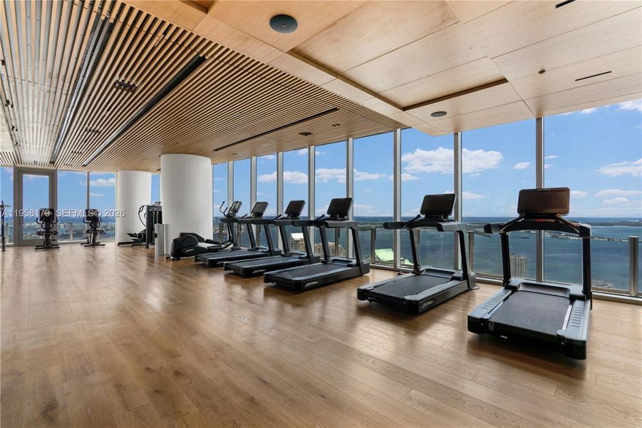 Community amenities in , Miami (Image 38).