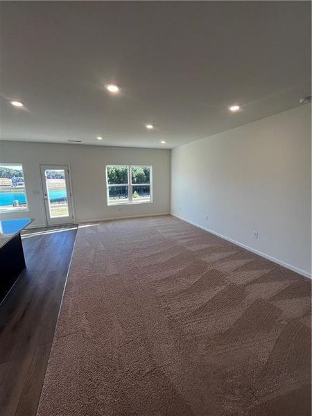 Spacious, unfurnished interior of a new home in Salacoa, Calhoun (Image 14).